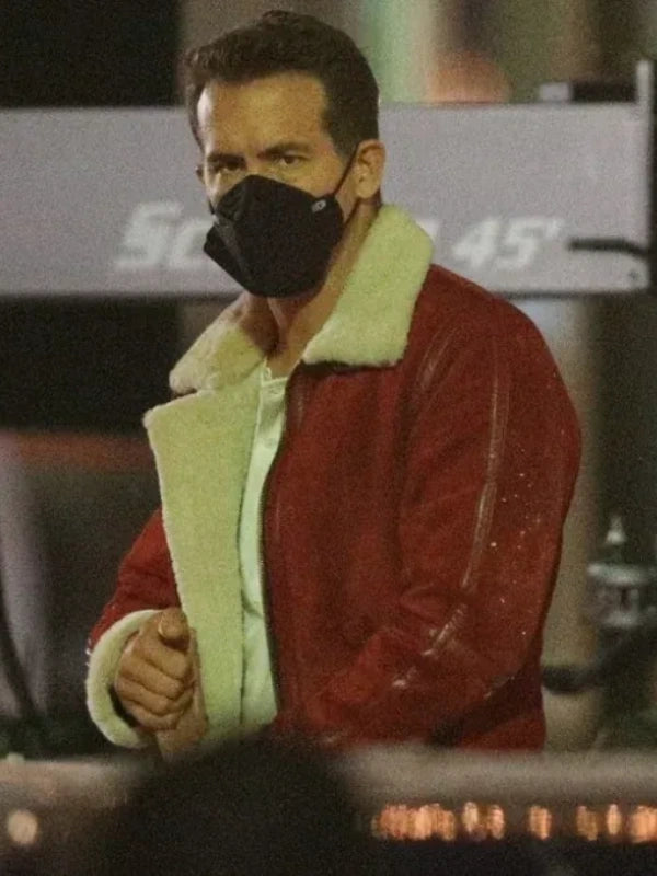 ebeneezer-scrooge-ryan-reynolds-red-jacket